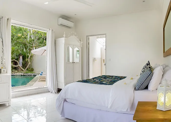 Villa Pantai Indah
