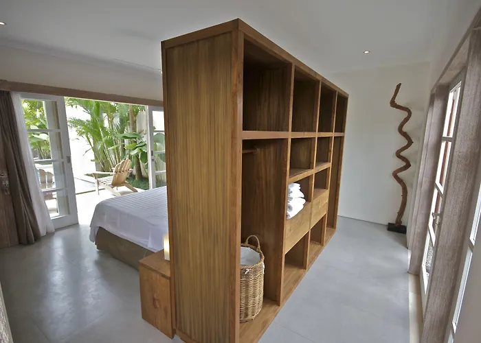 Villa Pantai Indah
